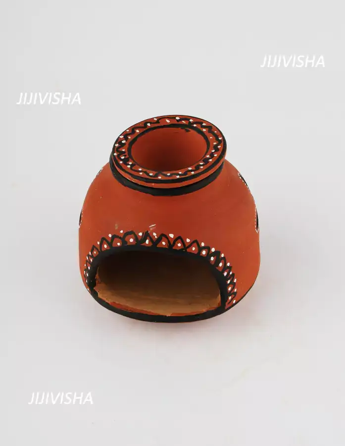 Kutch Artisanal Diffuser Lamp - Gallery Image