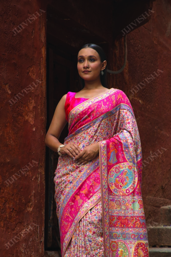 Buy Light Pink Kani Silk Saree with Raja Rani Motifs Online