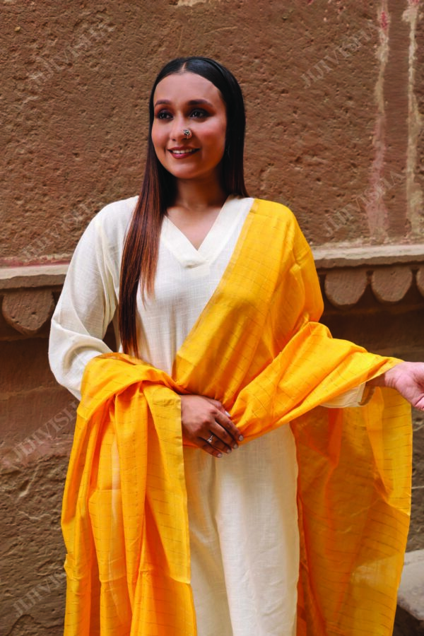Buy Yellow Chanderi Silk Handwoven Dupatta Online
